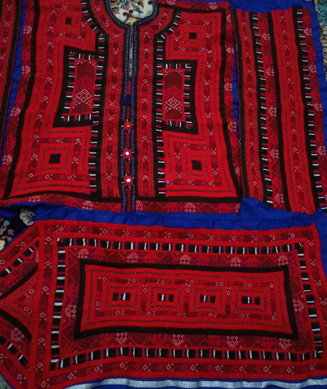 زیح استین|لباس|سراوان, |دیوار