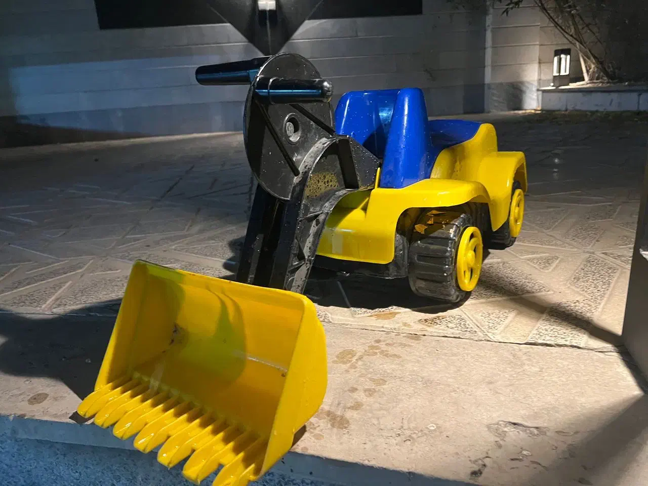 تراکتور بزرگ|اسباببازی بچه|تهران, باغ فیض|دیوار