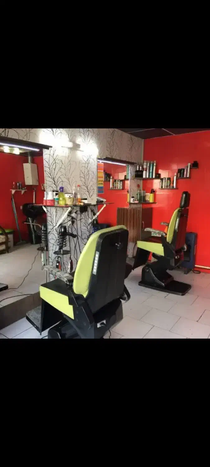 ۲عددصندلی  برقی ۲موتوره اعدد سرشورباکاسه متحرک|آرایشگاه و سالن‌های زیبایی|بجنورد, |دیوار