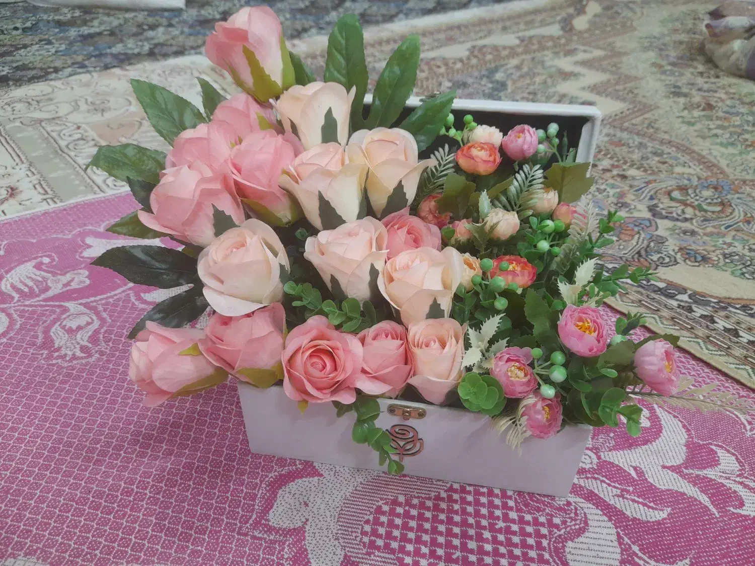 جعبه ی گل|گل مصنوعی|سبزوار, شرق کال جنوبی (شمس آبادی)|دیوار