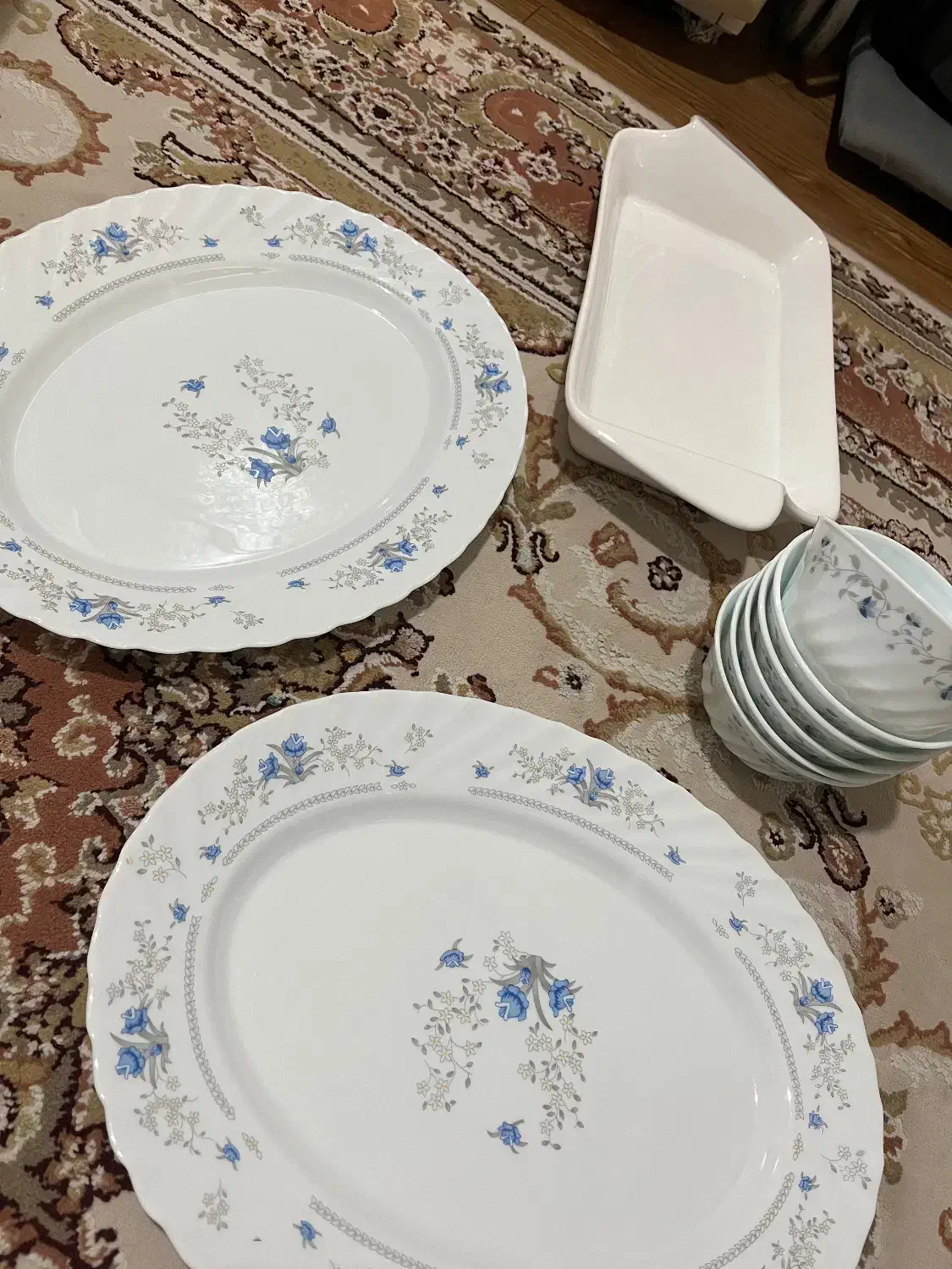 ظروف آشپزخونه|ظروف سرو و پذیرایی|رشت, چمارسرا|دیوار