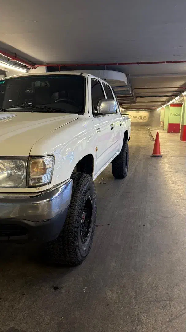 تویوتا هایلوکس تایگر ۲۰۰۳|خودرو سواری و وانت|تهران, امامت|دیوار