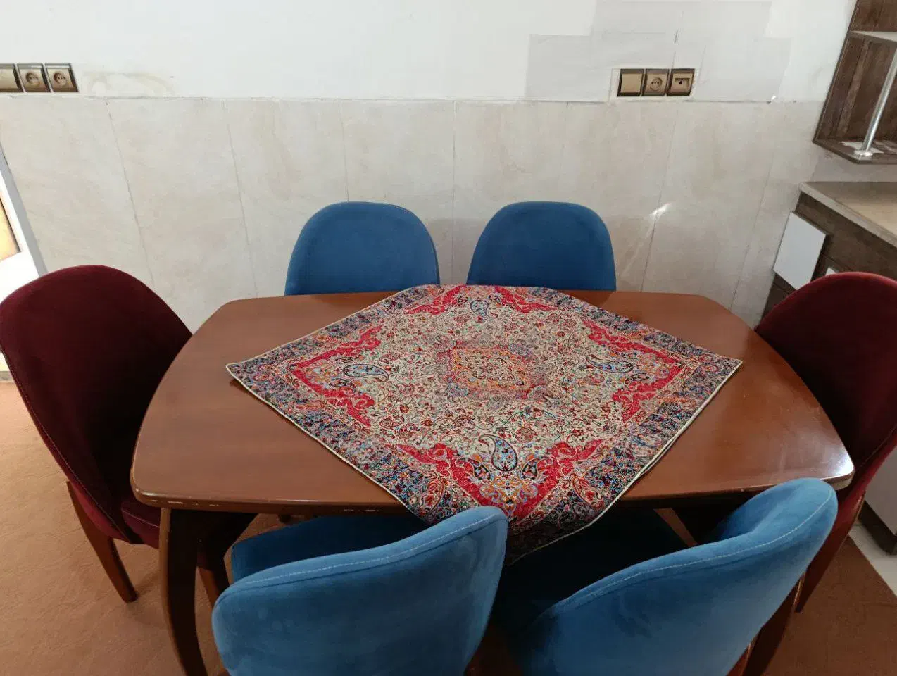 میز ناهار خوری ۶ نفره .مهریز|میز و صندلی غذاخوری|یزد, |دیوار