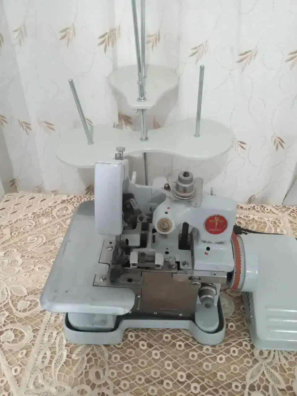 چرخ سردوز|چرخ خیاطی و ریسندگی|قائن, |دیوار