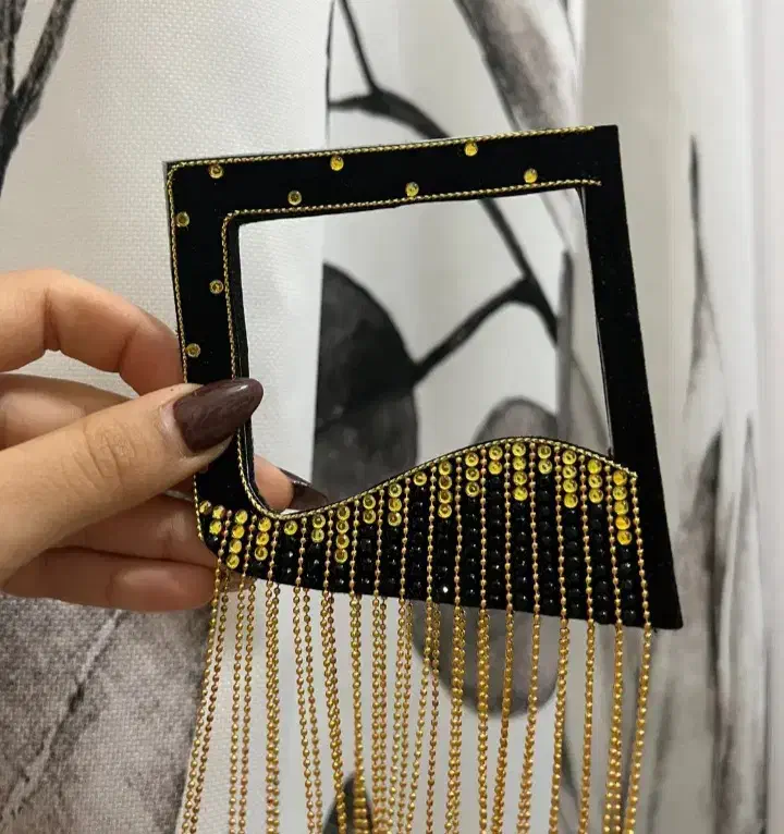 پیراهن گلابتونی وچادر|لباس|هرمز, |دیوار