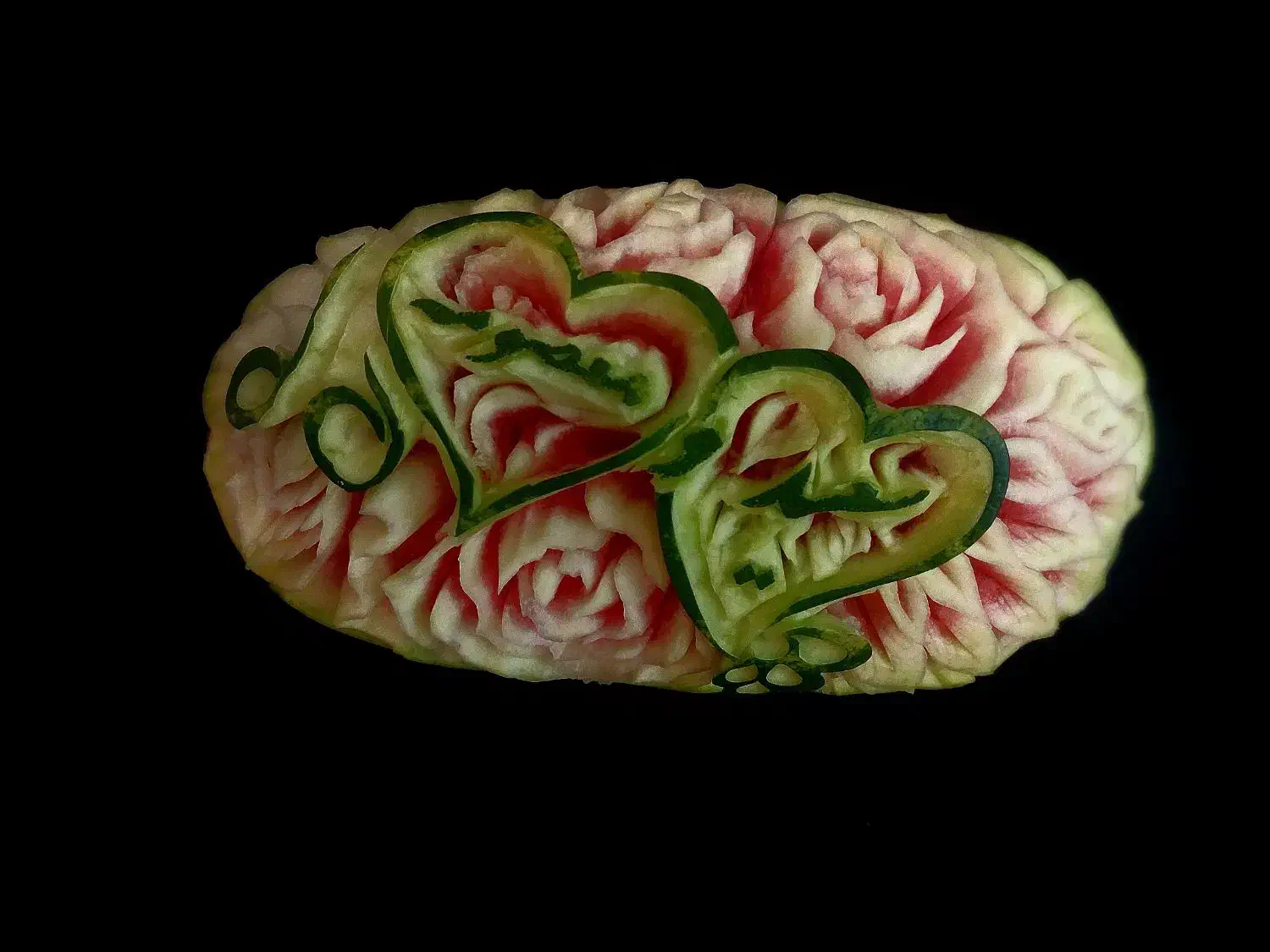 یلدایی عروس، میوهآرایی، حکاکی هندوانه و کدو|خدمات پذیرایی، مراسم|همدان, |دیوار