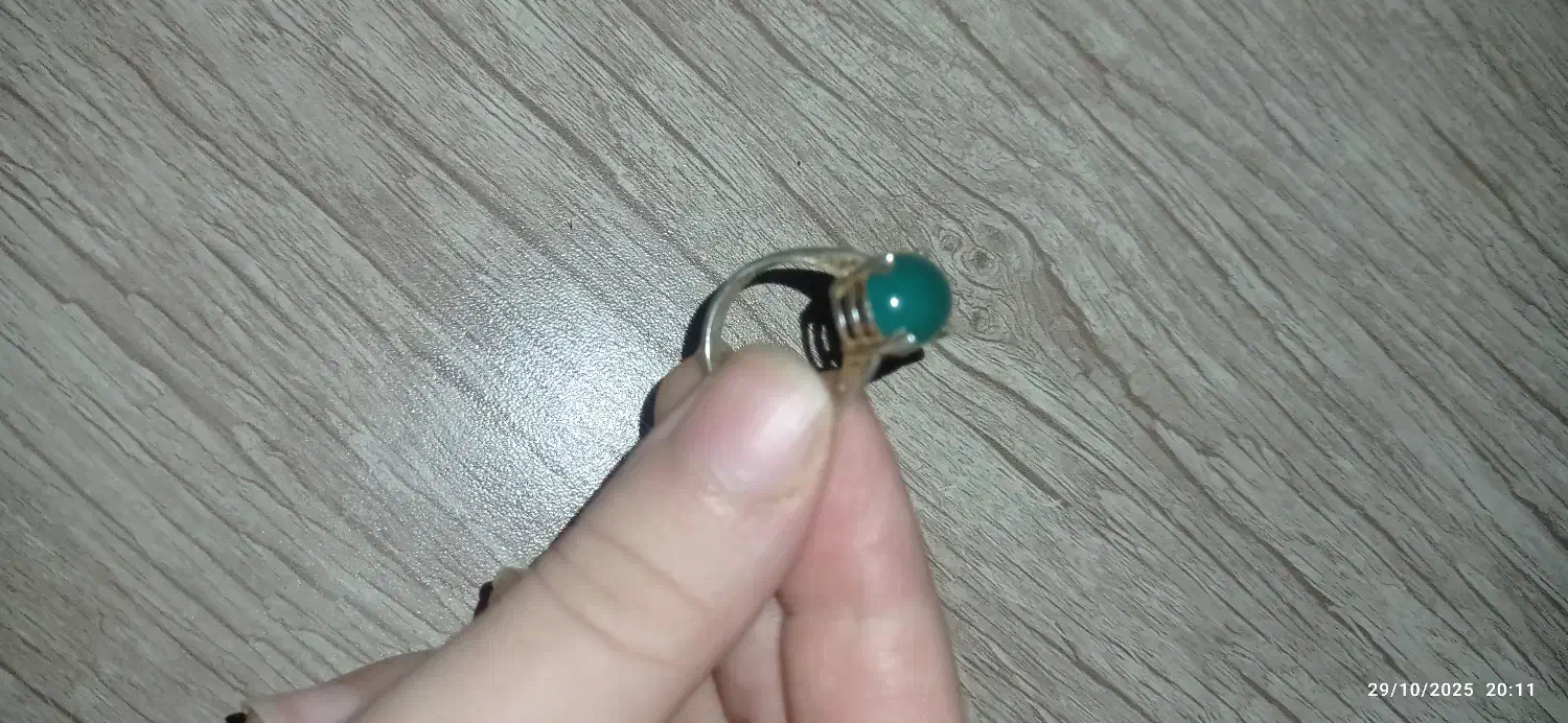 انگشتر نقره با نگین عقیق سبز|جواهرات|کرج, حصارک بالا|دیوار