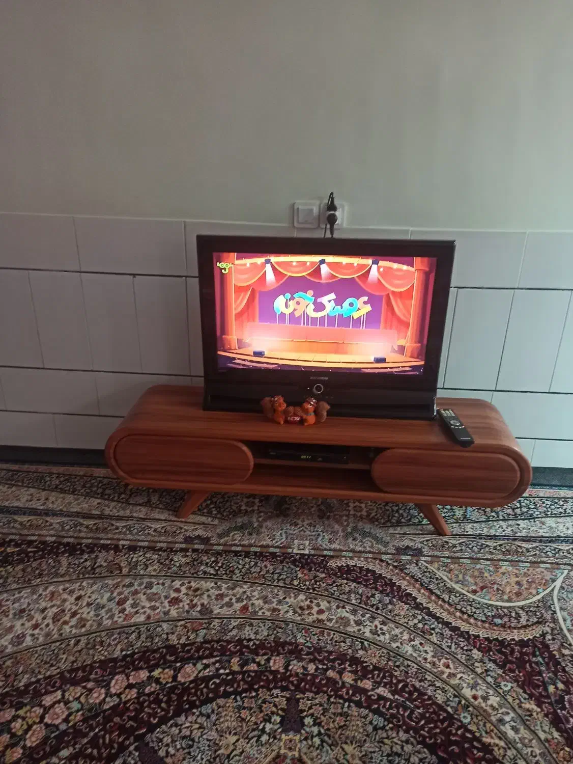 ال سی دی 32سالم مارک اکسویژن|تلویزیون و پروژکتور|ابریشم, |دیوار