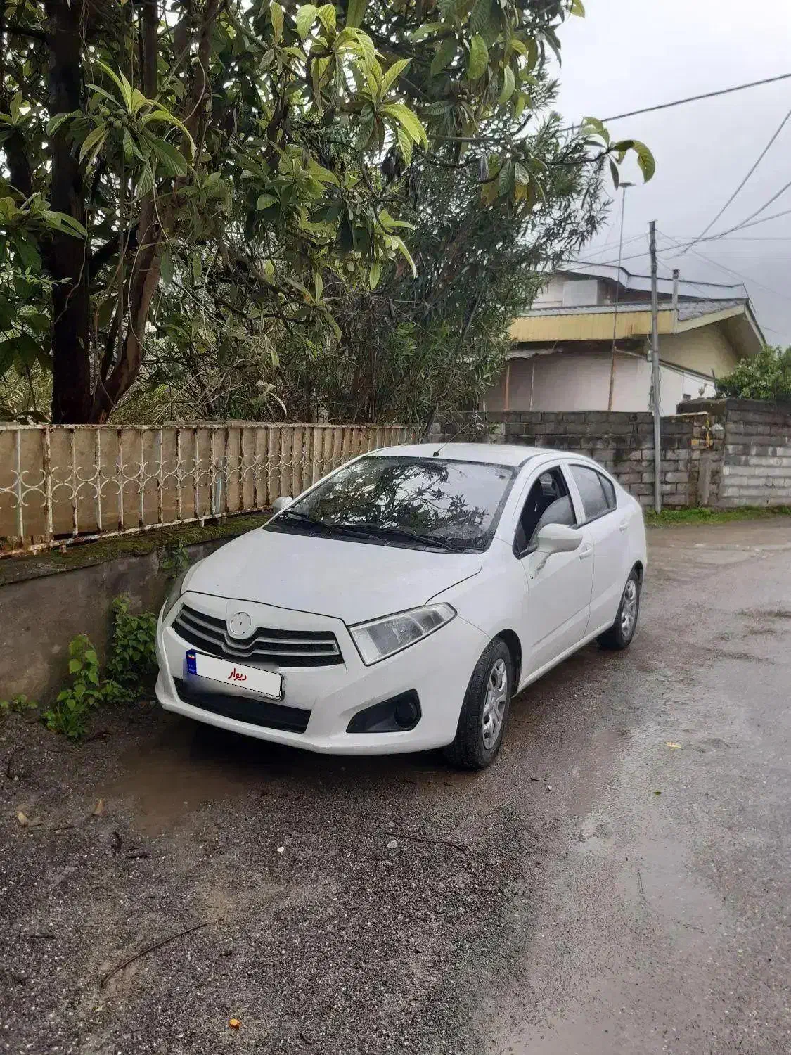 برلیانس بی رنگ h230 دنده سالم|خودرو سواری و وانت|کرج, باغستان|دیوار