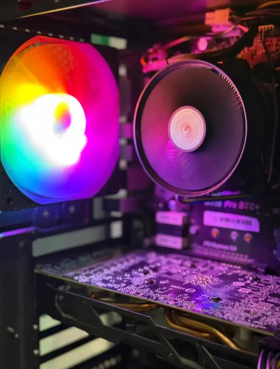 کیس با مانیتور کیبورد موس گیمینگ|رایانه رومیزی|ری, سیزده آبان|دیوار