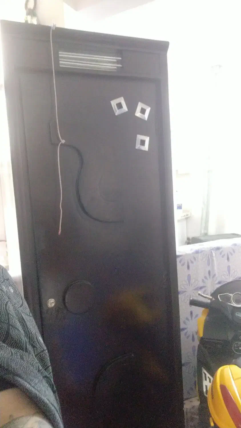 دوعدد کمدلباسی ویترین میز ارایش ست سه میلیون|بوفه، ویترین، کنسول|اصفهان, دوطفلان|دیوار