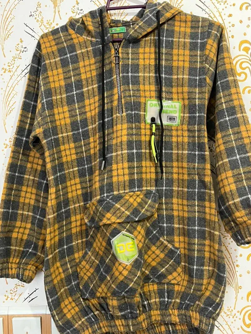 لباس|لباس|مرند, |دیوار