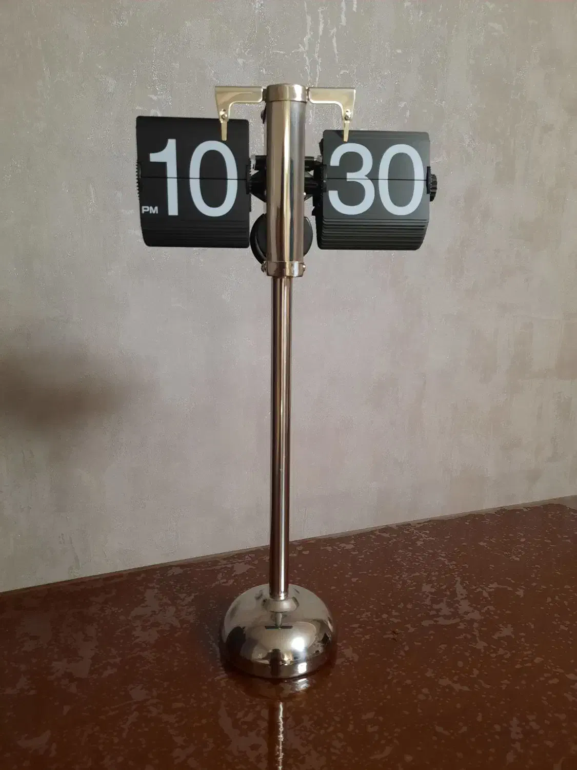 ساعت ورقه ایی پایه بلند فیلیپ|ساعت دیواری و تزئینی|تهران, نارمک جنوبی|دیوار