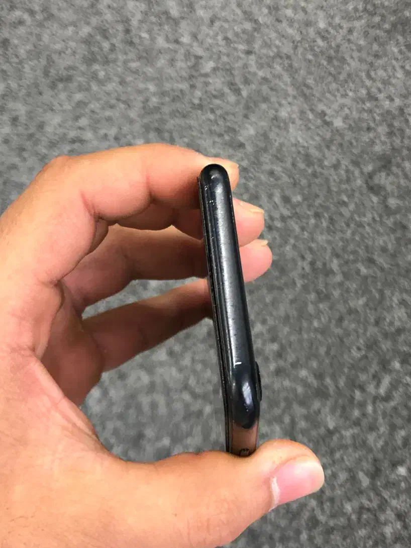 آیفونSE2020 128|موبایل|همدان, |دیوار