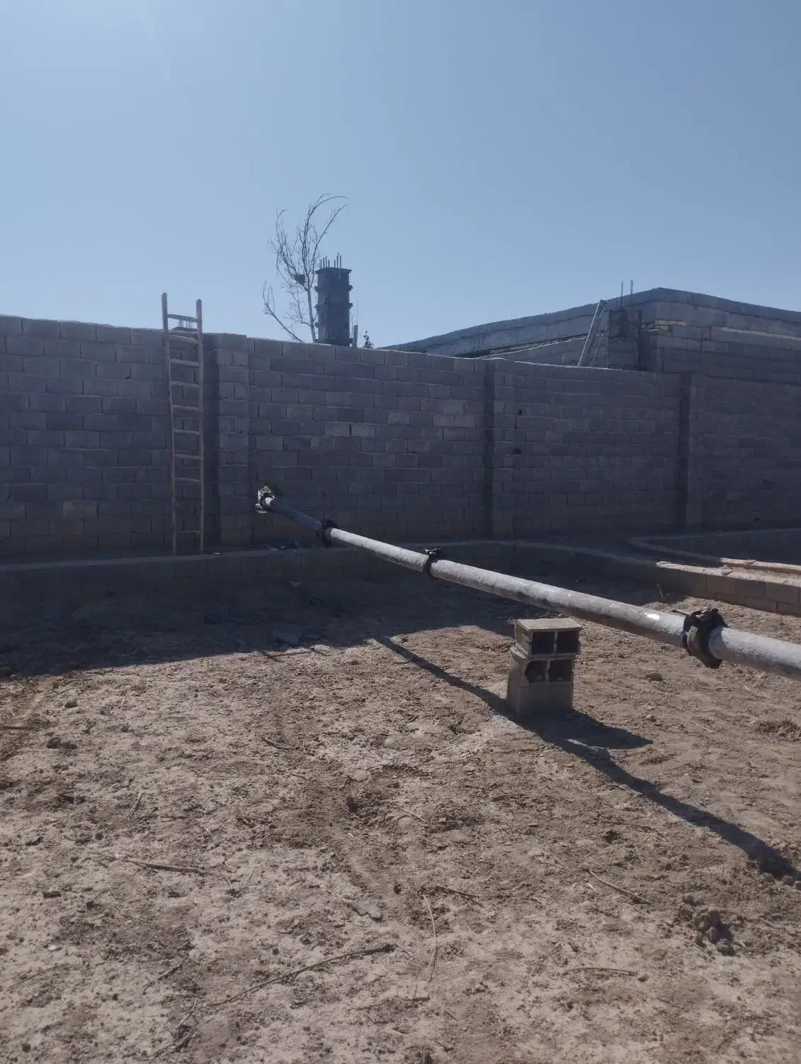 انتقال بتن با پمپ زمینی|خدمات پیشه و مهارت|خمینی‌شهر, |دیوار