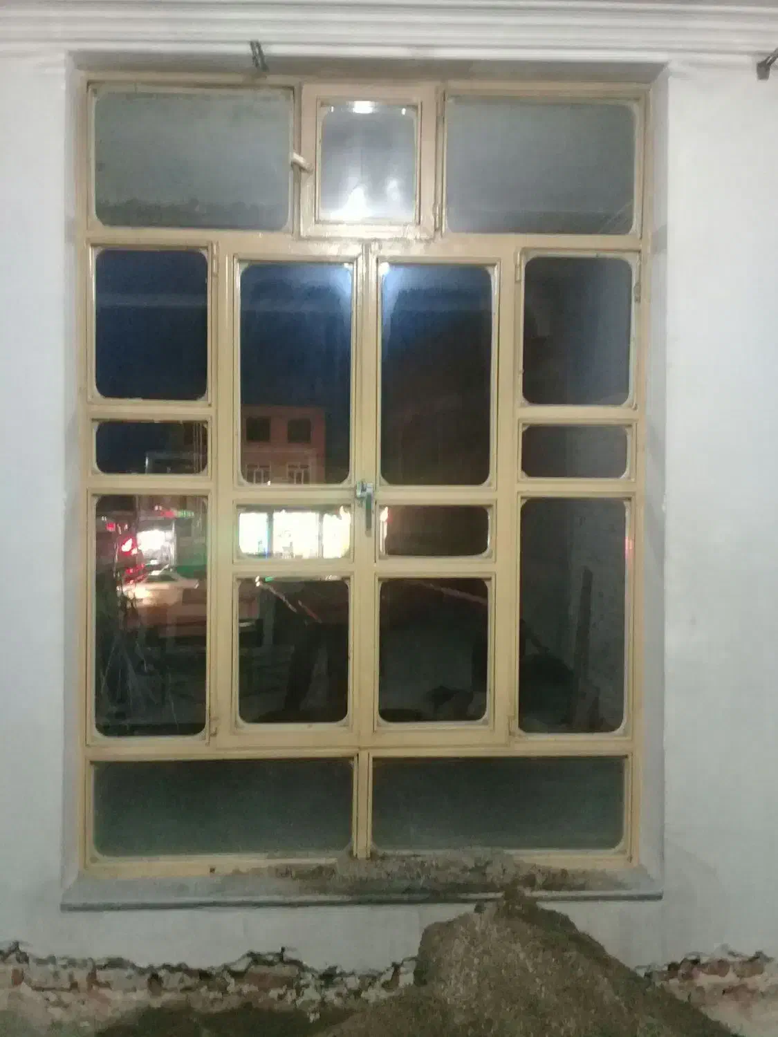 دوعدد پنجره|مصالح و تجهیزات ساختمان|بناب, |دیوار