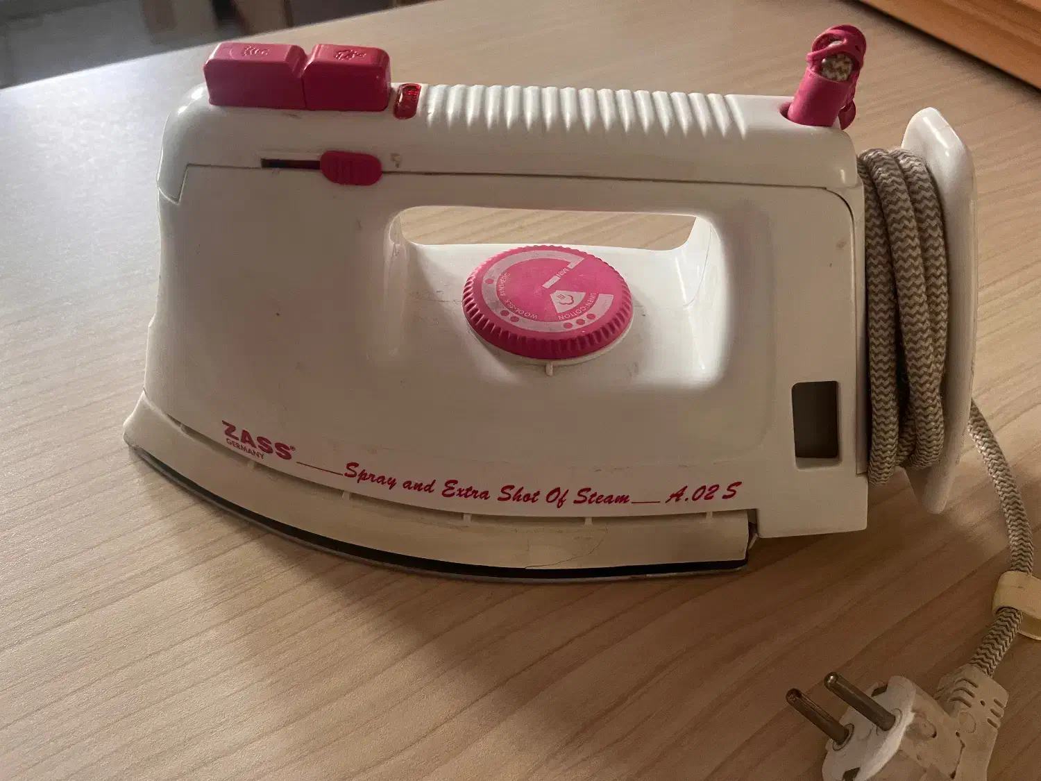 اتو آلمانی مارک zas|اتو و لوازم اتو|تبریز, |دیوار