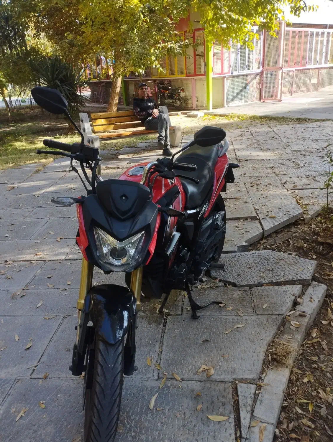 موتور سیکلت مدل 1399.|موتورسیکلت|اصفهان, نقش جهان|دیوار