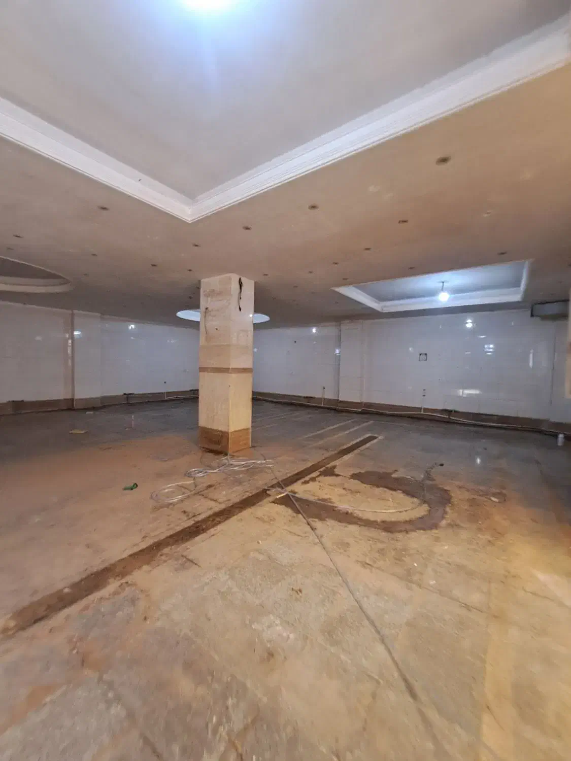 ۳۵۰م تجاری زیرزمین براصلی شریعتی مناسب تمامی مشاغل|اجارهٔ مغازه و غرفه|تهران, جوادیه تهرانپارس|دیوار