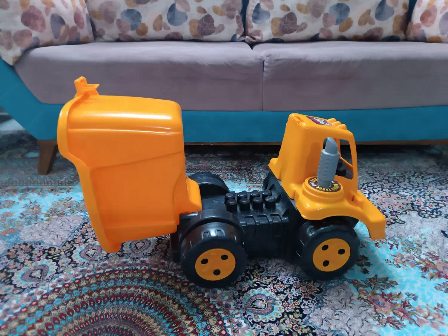 اسباب بازی کامیون|اسباببازی بچه|قدس, شهرقدس|دیوار