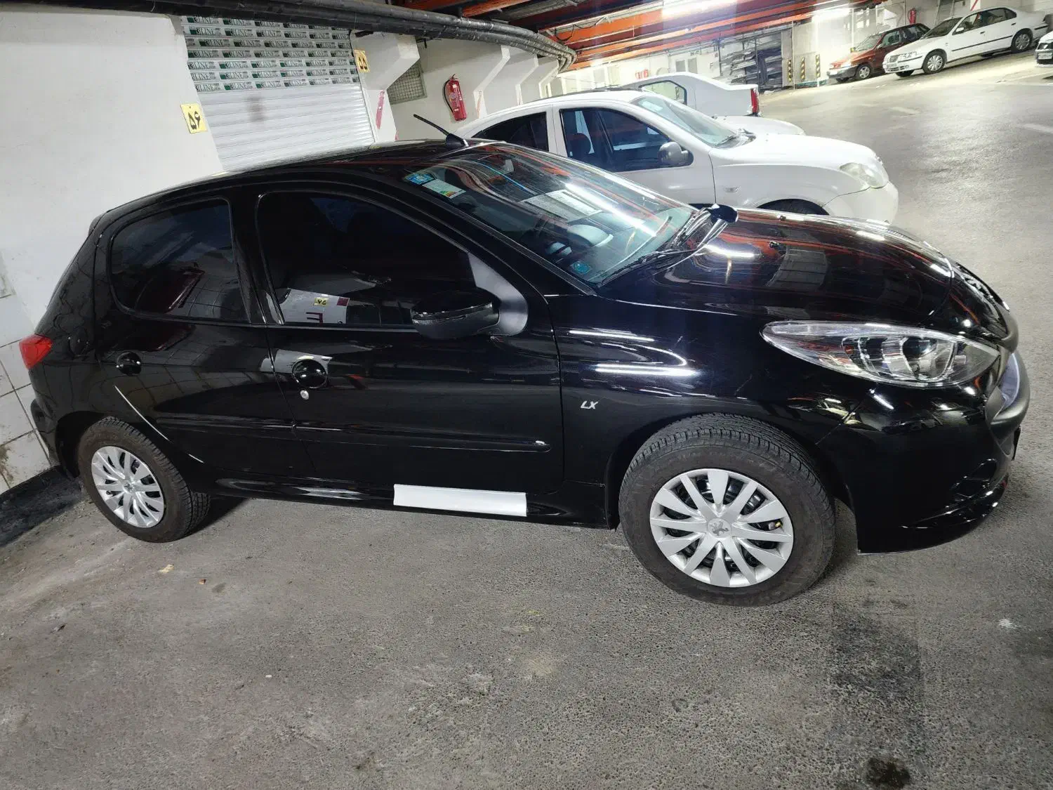 207 سرامیک شد تیوفایو|خودرو سواری و وانت|مشهد, هنرستان|دیوار