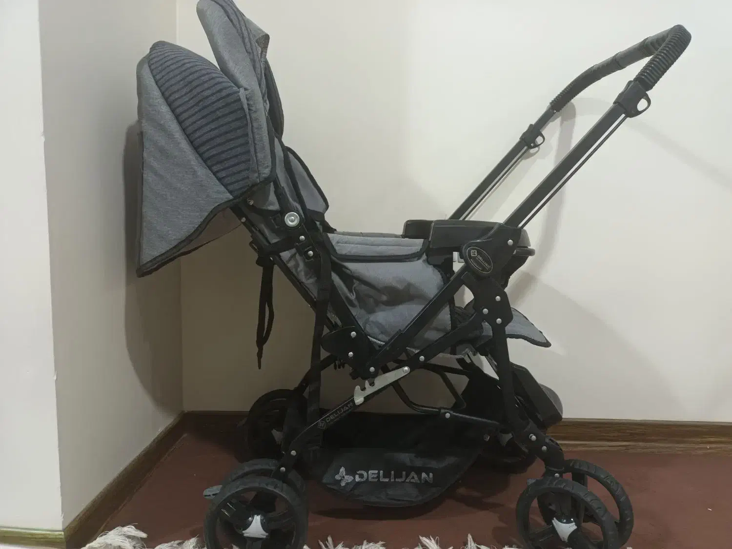 کالسکه نو مناسب سیسمونی بسیار تمیز|کالسکه و لوازم جانبی|کهریزک, |دیوار