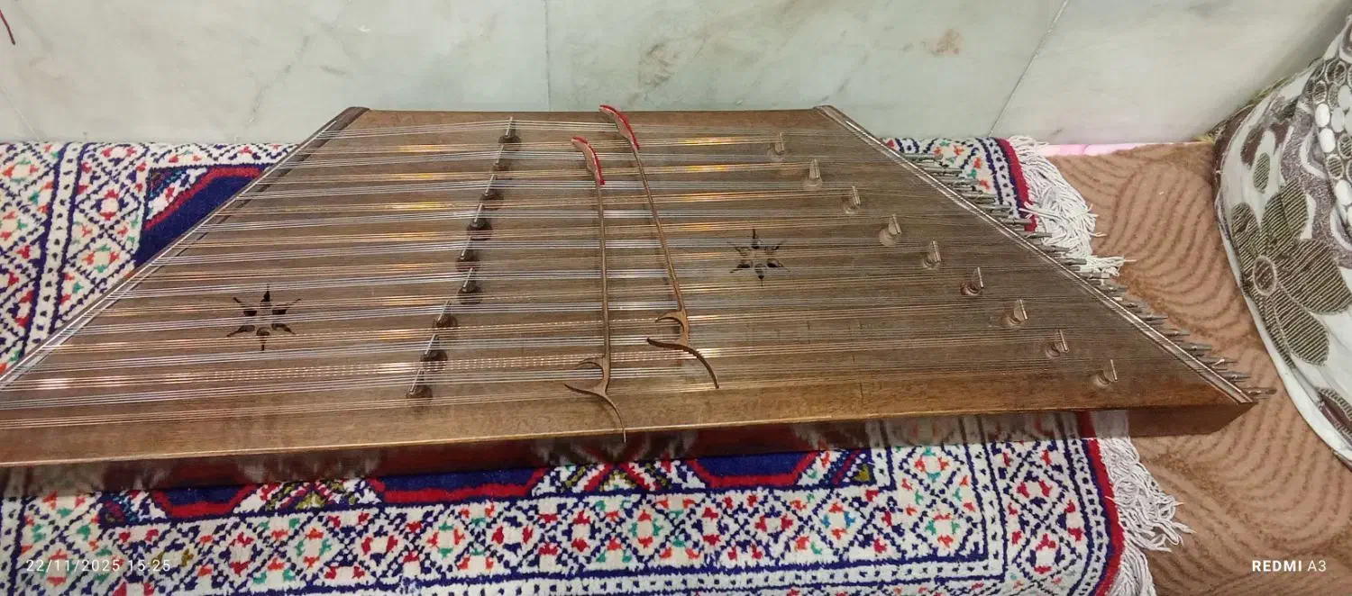 سنتورباصدای عالی|سازهای سنتی|مراغه, |دیوار