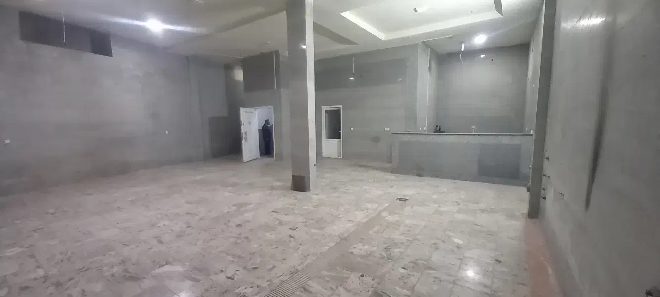 رهن و اجاره واحد تجاری و اداری با فضای باز و بزرگ|اجارهٔ دفتر کار، اتاق اداری، مطب|مشهد, کوشش|دیوار