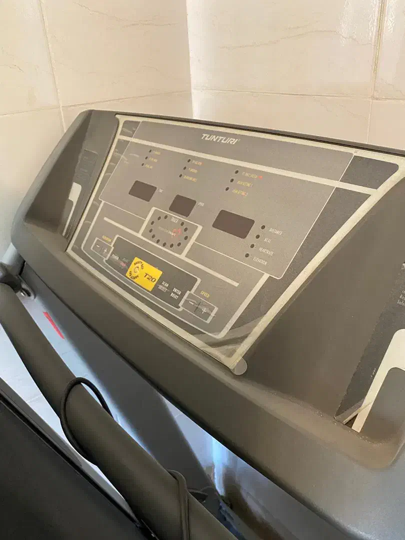 تردمیل تنتوری بسیار کم کارکرد|تجهیزات ورزشی|تهران, قیطریه|دیوار