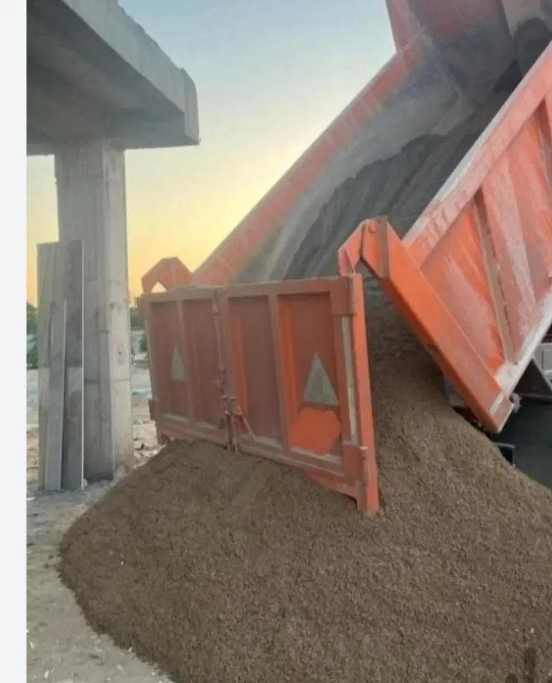 کمپرسی حمل شن و ماسه ،سرندی،شسته، مخلوط، خاک لا|خدمات حمل و نقل|سیرجان, |دیوار