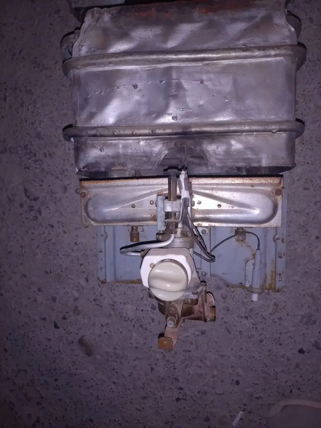 آبگرمکن دیواری|آبگرمکن، پکیج، شوفاژ|مهران (ایلام), |دیوار