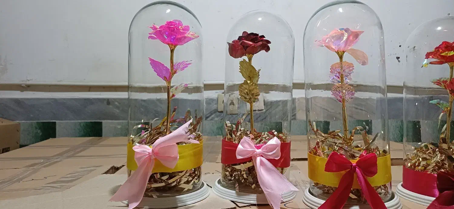 گلهای  شیشه ای و کادویی|گل مصنوعی|نسیم‌شهر, |دیوار