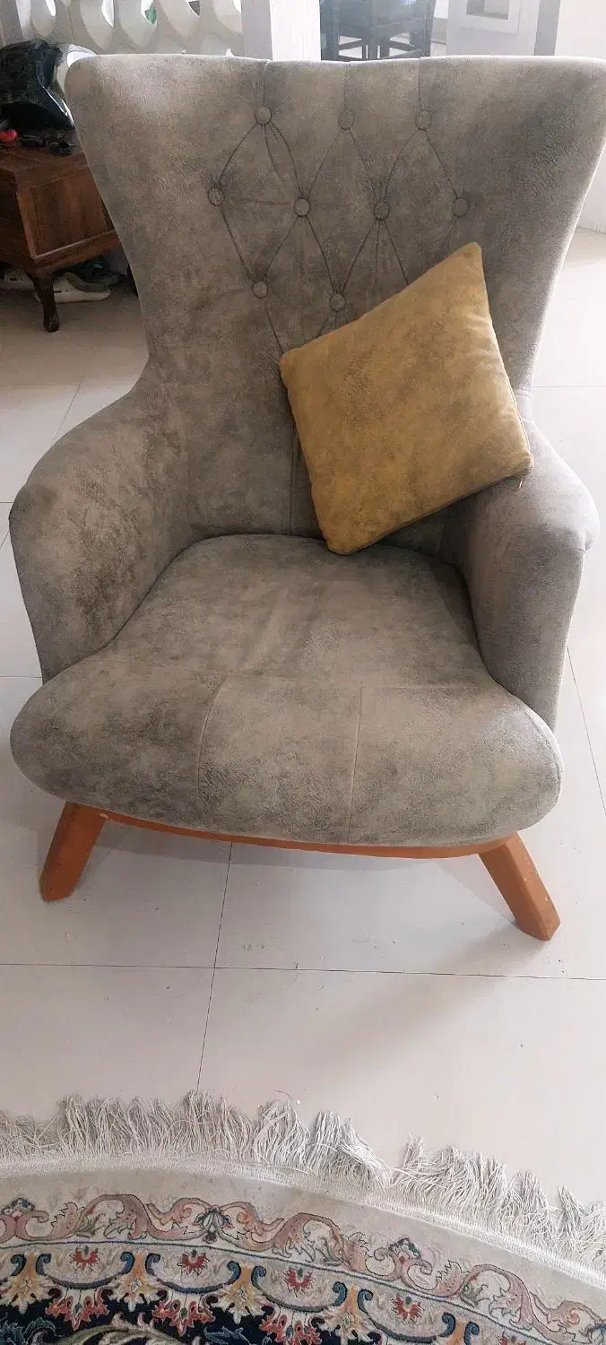 مبل هفت نفره|مبلمان خانگی و میز عسلی|مشهد, چهارچشمه|دیوار