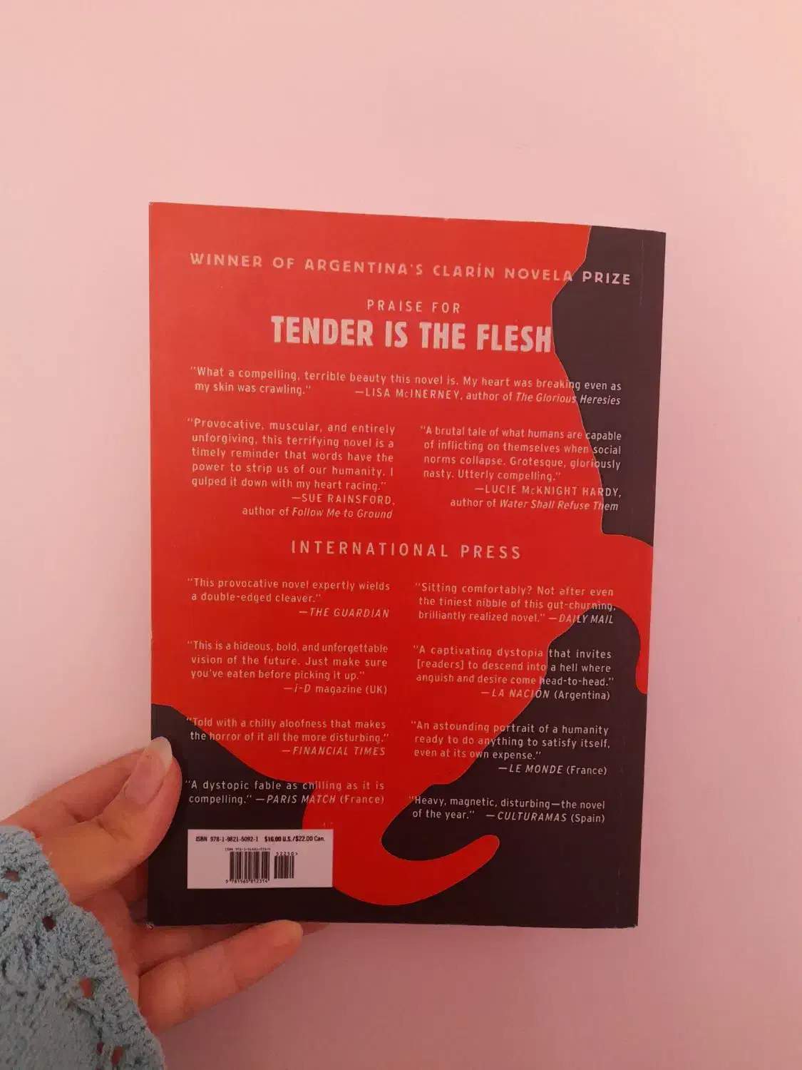کتاب tender is the flesh(زبان اصلی)|کتاب و مجله ادبی|کرج, کوی زنبق|دیوار