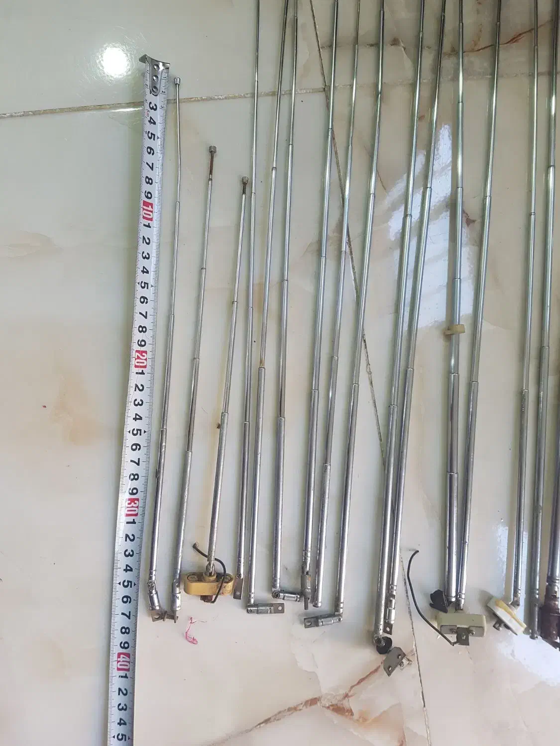 انتن های قدیم|کلکسیون اشیاء عتیقه|اهواز, کمپلو جنوبی|دیوار