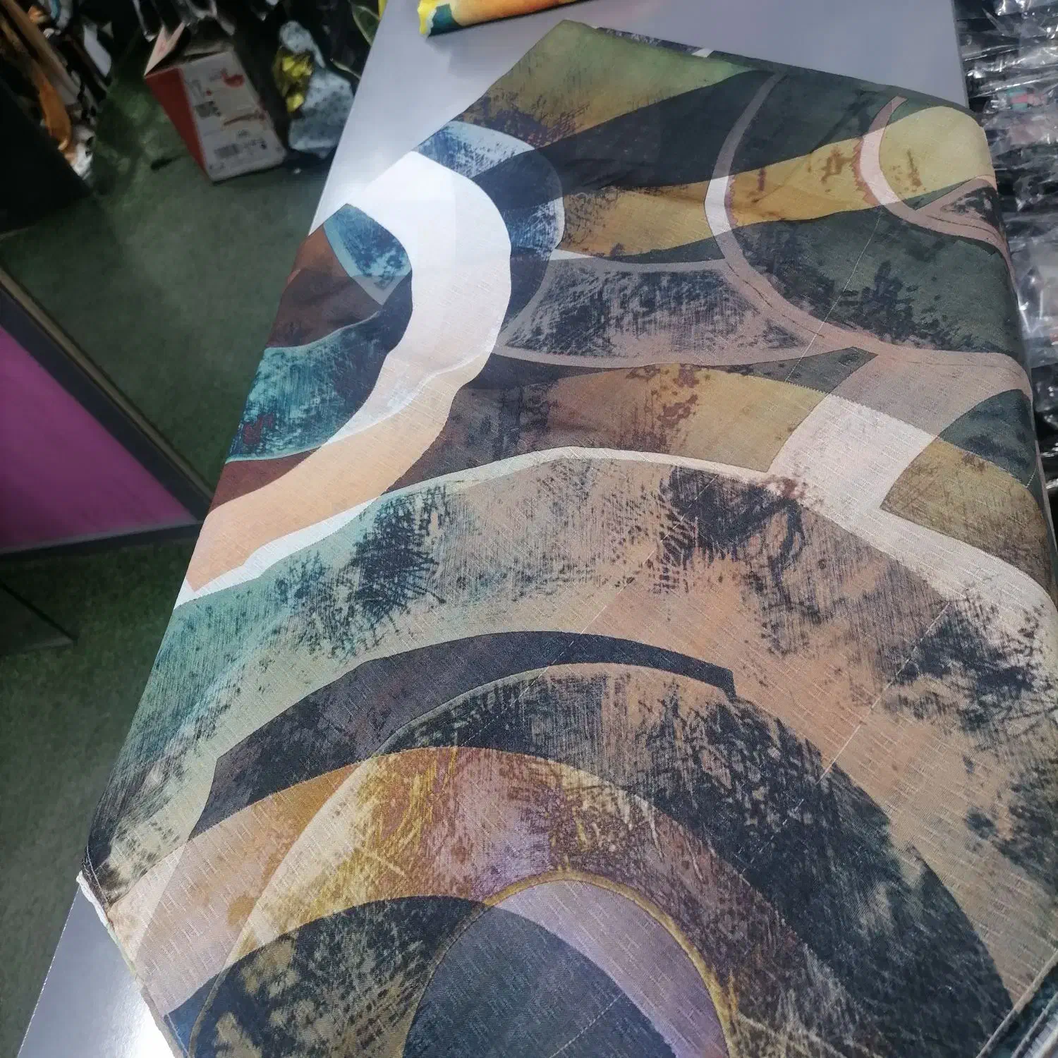 فروش انواع شال و روسری طرح دار نخی عمده|لباس|دزفول, |دیوار