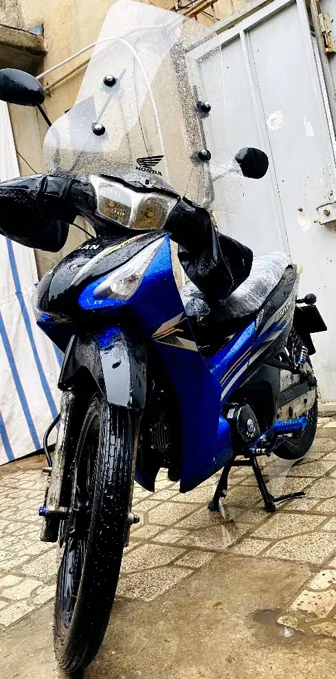 موتور ویو۱۲۵ احسان ناتالی|موتورسیکلت|شیراز, میانرود|دیوار