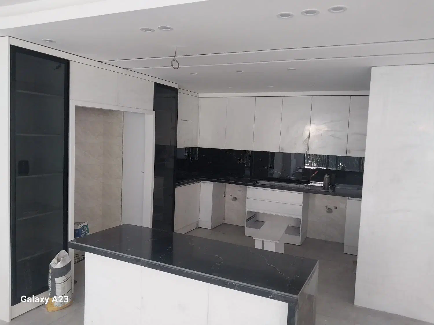 نصب انواع سرامیک بین کابینتی|خدمات پیشه و مهارت|شیراز, خلدبرین|دیوار