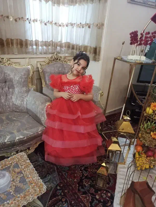 ارایشگاه پاپیون|خدمات آرایشگری و زیبایی|مشهد, کارمندان دوم|دیوار