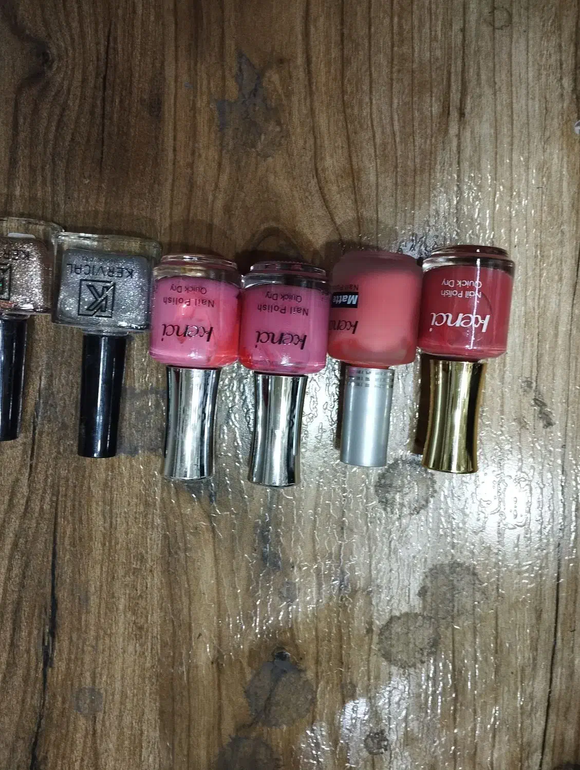 تعدادی لاک به صورت یکجا یا حداقل ۱۰ عدد|آرایشی، بهداشتی، درمانی|کرج, احدآباد|دیوار