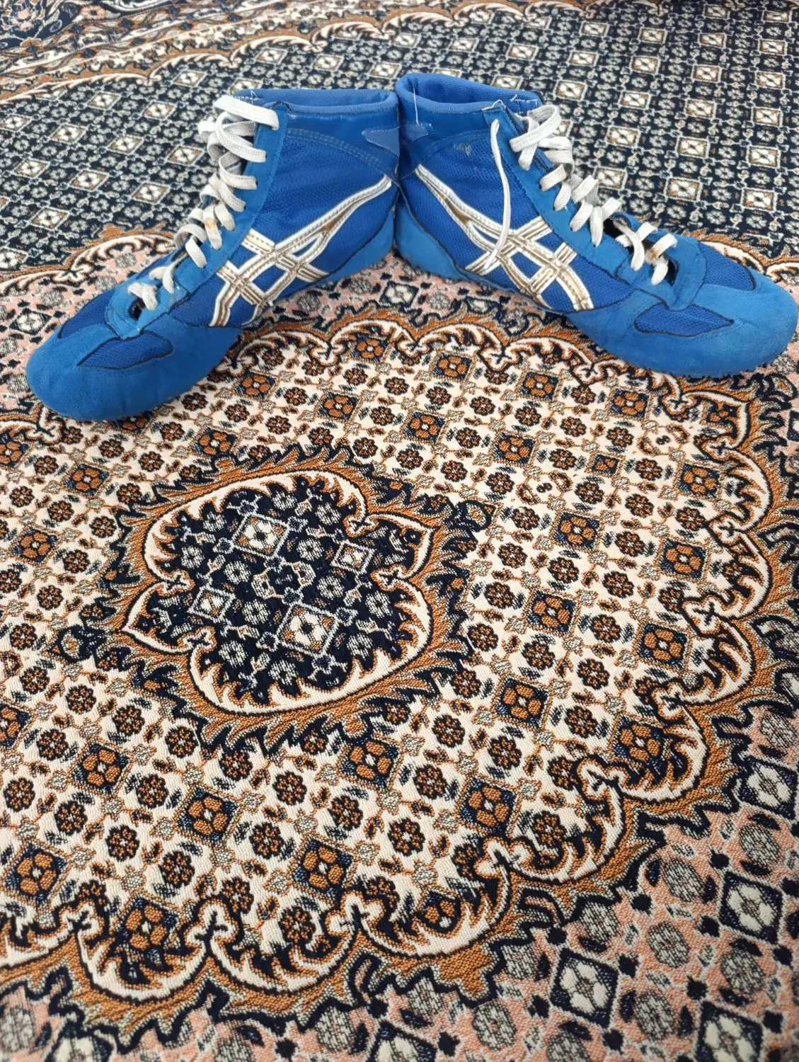 کفش اسیکس|تجهیزات ورزشی|شیروان (خراسان), |دیوار