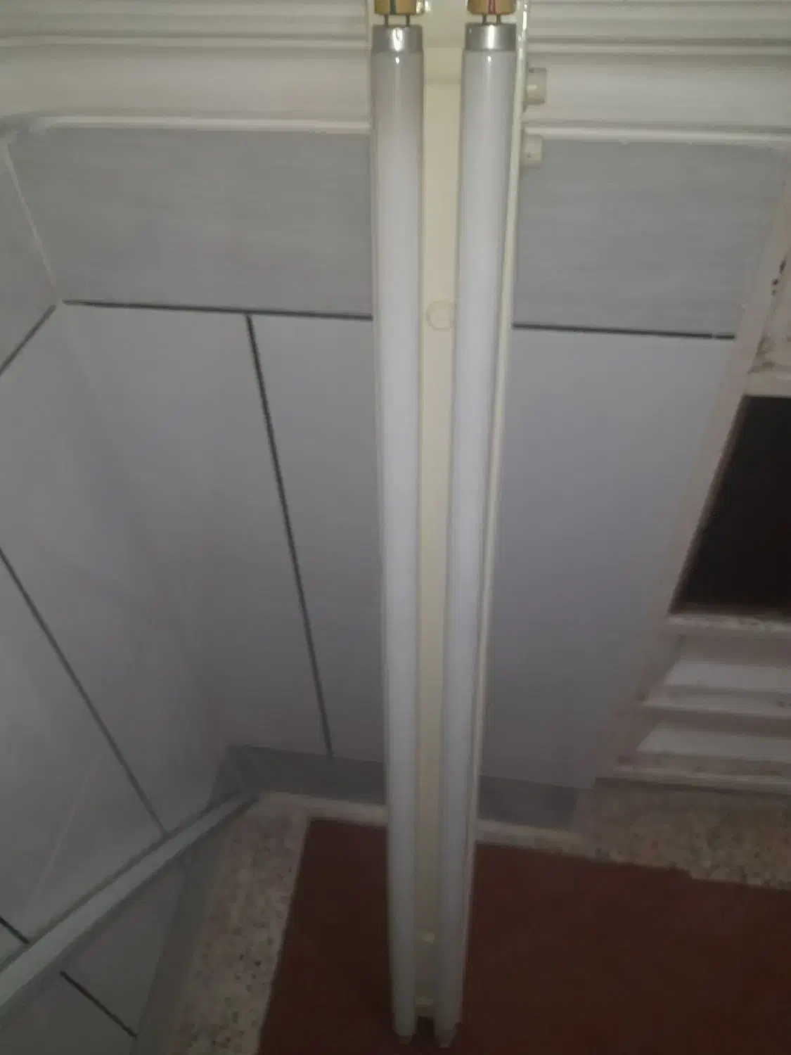 مهتابی سالم|لامپ و چراغ|بندر امام خمینی, |دیوار