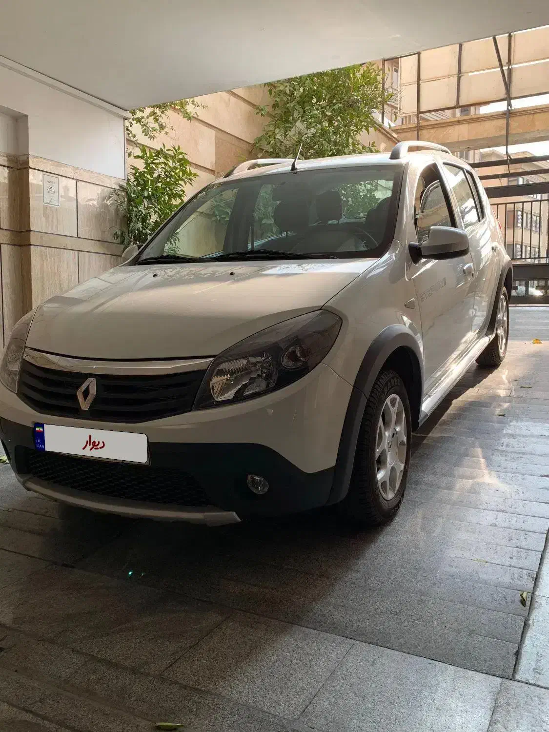 ساندرو استپ وی مشابه صفر|خودرو سواری و وانت|تهران, دریا|دیوار