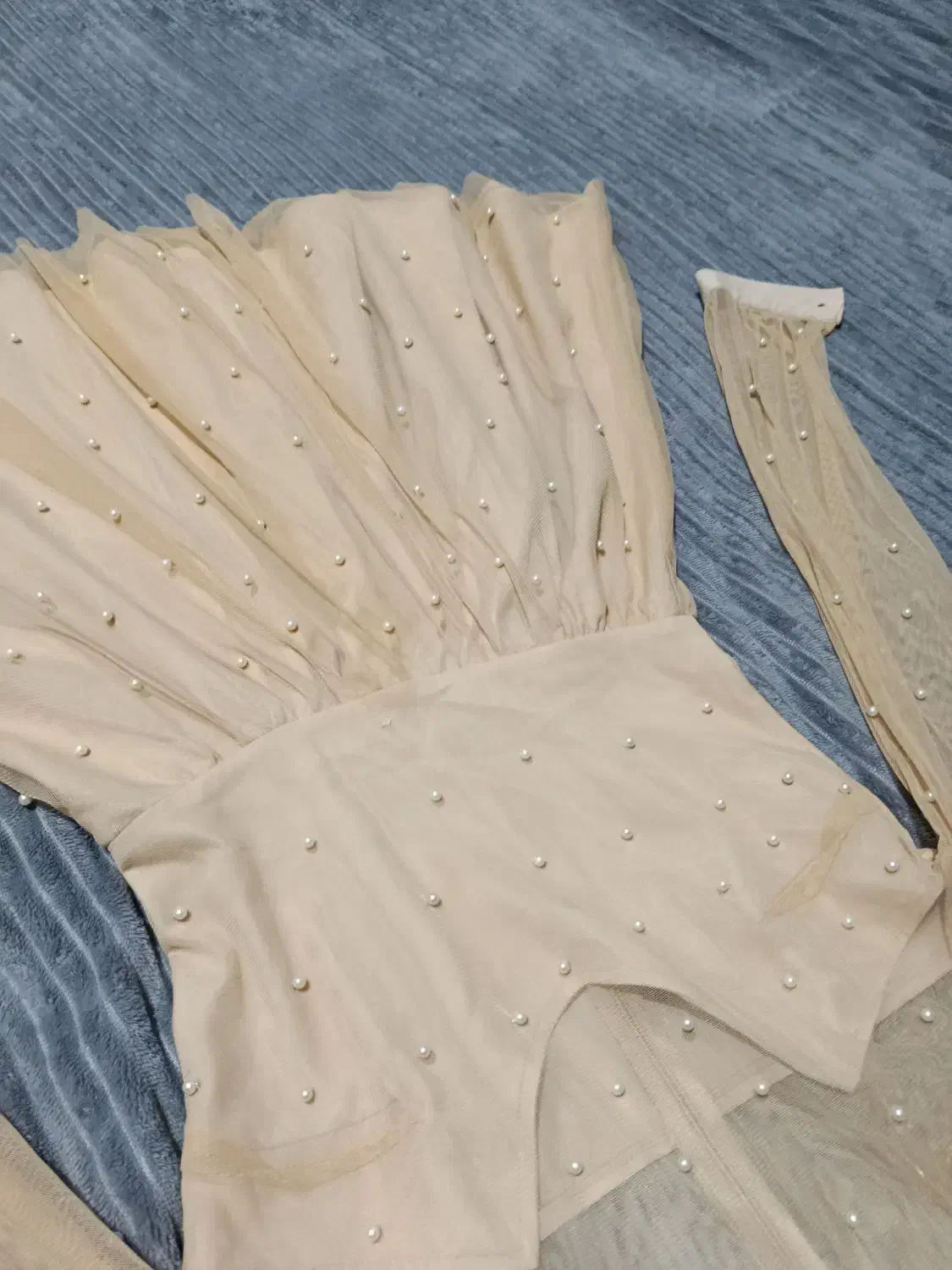 چند عدد لباس کوتاه عروسکی مناسب سایز ۳۶تا ۴۰|لباس|درگهان, |دیوار