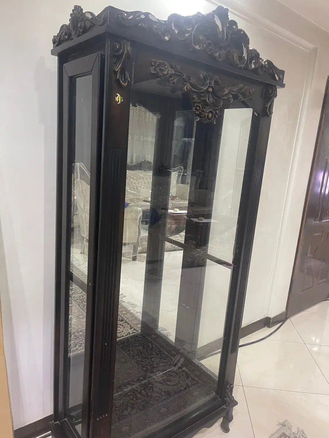 بوفه شیشه ای و میز tvرایگان|بوفه، ویترین، کنسول|تهران, شهرک ابوذر|دیوار