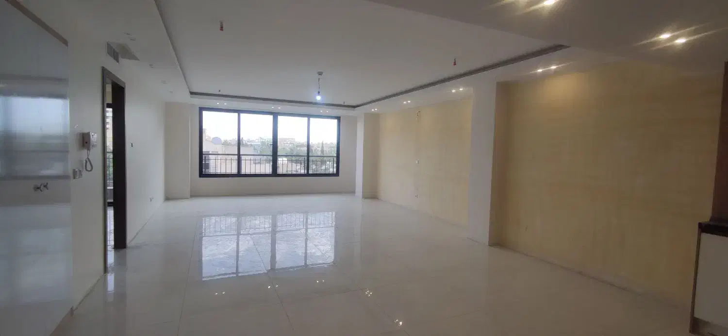 دفتر کار/1300 متر/عبدالرزاق/تختی|اجارهٔ دفتر کار، اتاق اداری، مطب|اصفهان, نقش جهان|دیوار