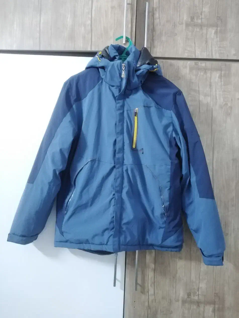 کاپشن خارجی|لباس|مشهد, امام رضا (ع)|دیوار