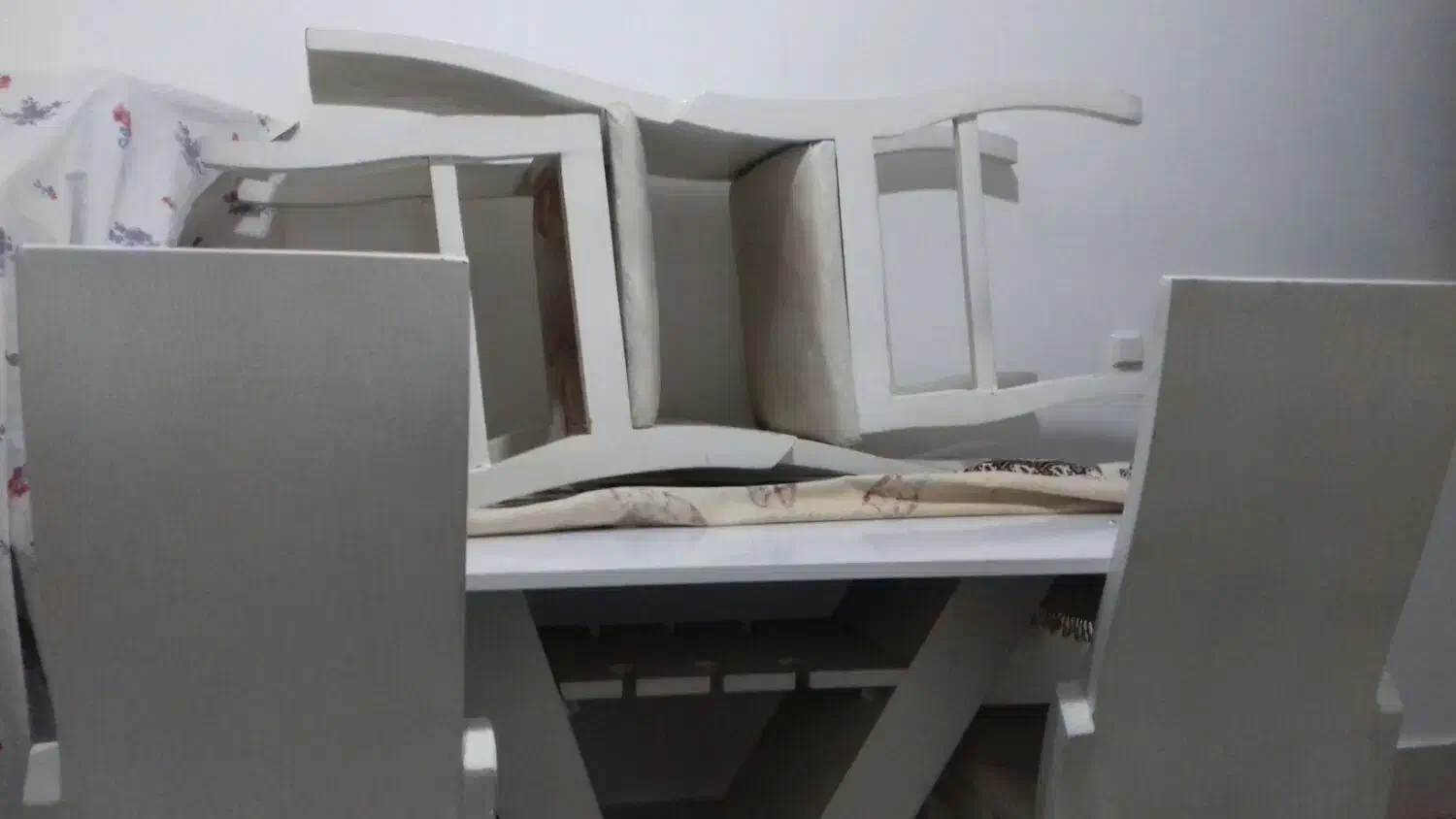 میز ناهارخوری|میز و صندلی غذاخوری|هشترود, |دیوار