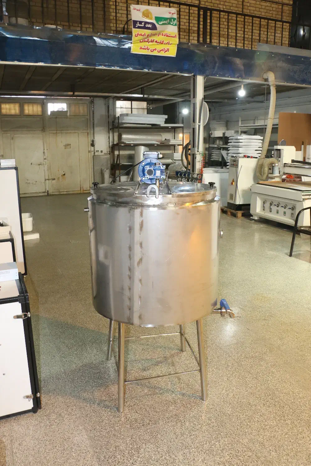 پروسس تانک HM369 ضدزنگ مناسب کارگاه و لبنیاتی|ماشینآلات صنعتی|کرج, شهرک صنعتی بهارستان فاز ۲|دیوار