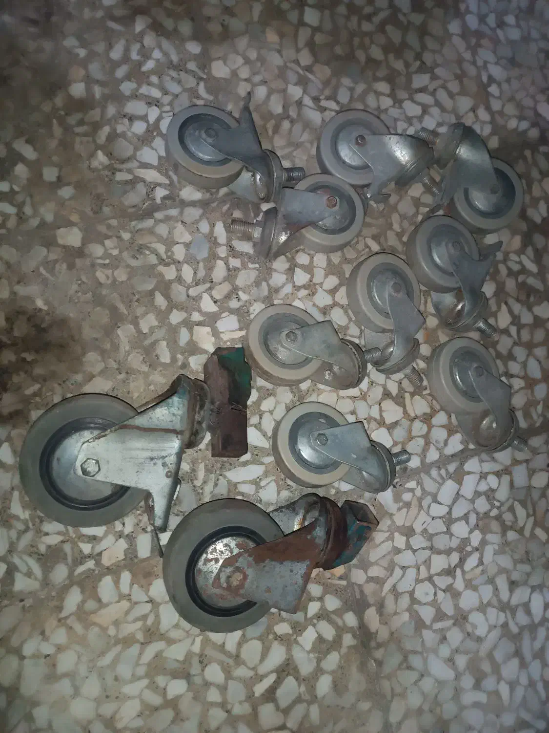 چرخ|ابزارآلات|چابهار, |دیوار